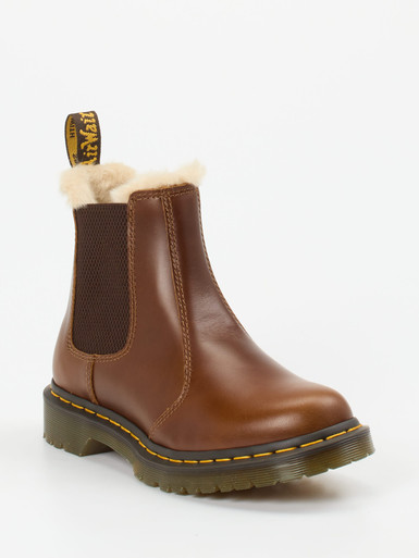 Brauner Dr. Martens 2976 Leonore Chelsea Boot mit sichtbarem Kunstfellfutter am Schaftrand